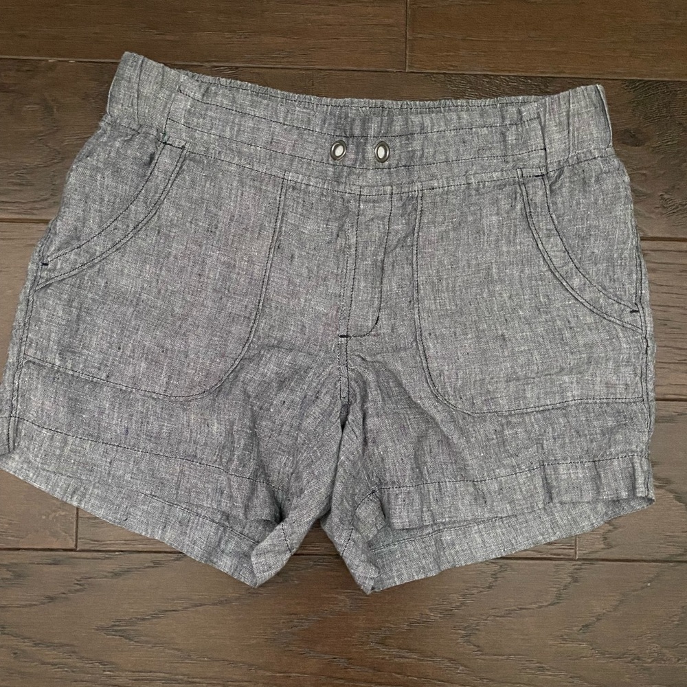 Athleta shirts size 6